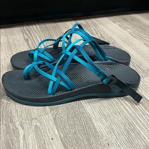 Chaco sandals/10